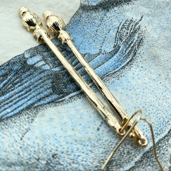 Anthropologie Gold Plated Tan Honey Teardrop Crystal Long Bar Earrings - Picture 6 of 8